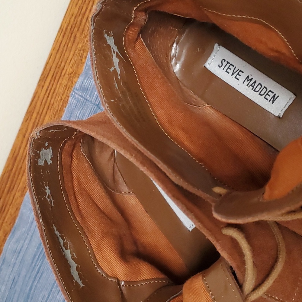 STEVE MADDEN Vintage Suede Desert Boots - Picture 9 of 9